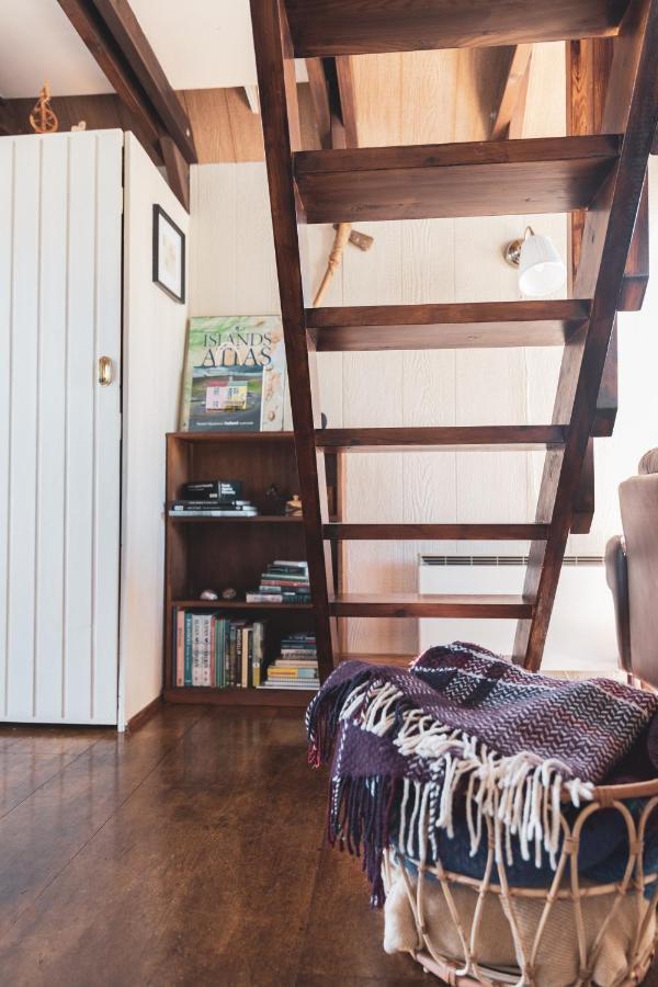 Bjoerk - A Cozy Hilltop Cottage - Great Location! Blaskogabyggd ภายนอก รูปภาพ