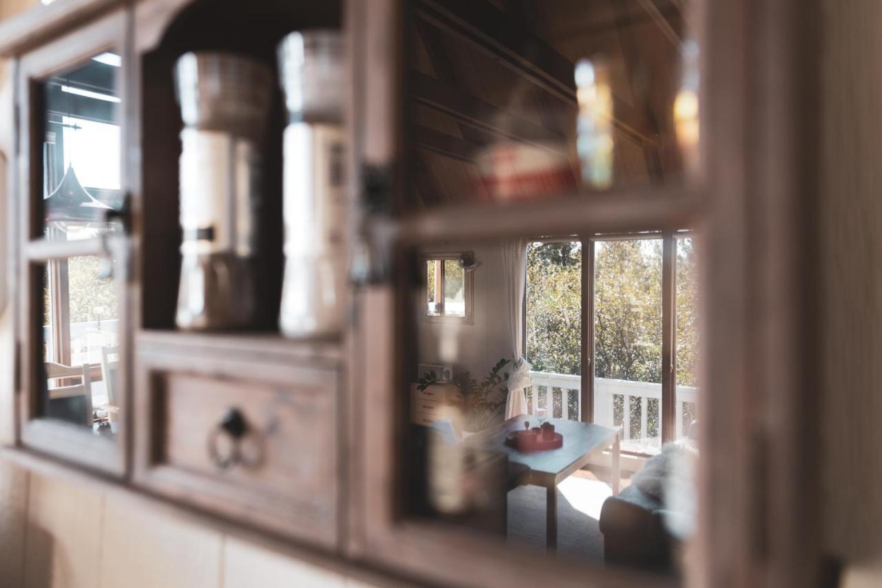 Bjoerk - A Cozy Hilltop Cottage - Great Location! Blaskogabyggd ภายนอก รูปภาพ
