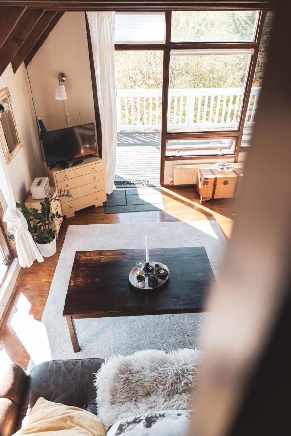 Bjoerk - A Cozy Hilltop Cottage - Great Location! Blaskogabyggd ภายนอก รูปภาพ